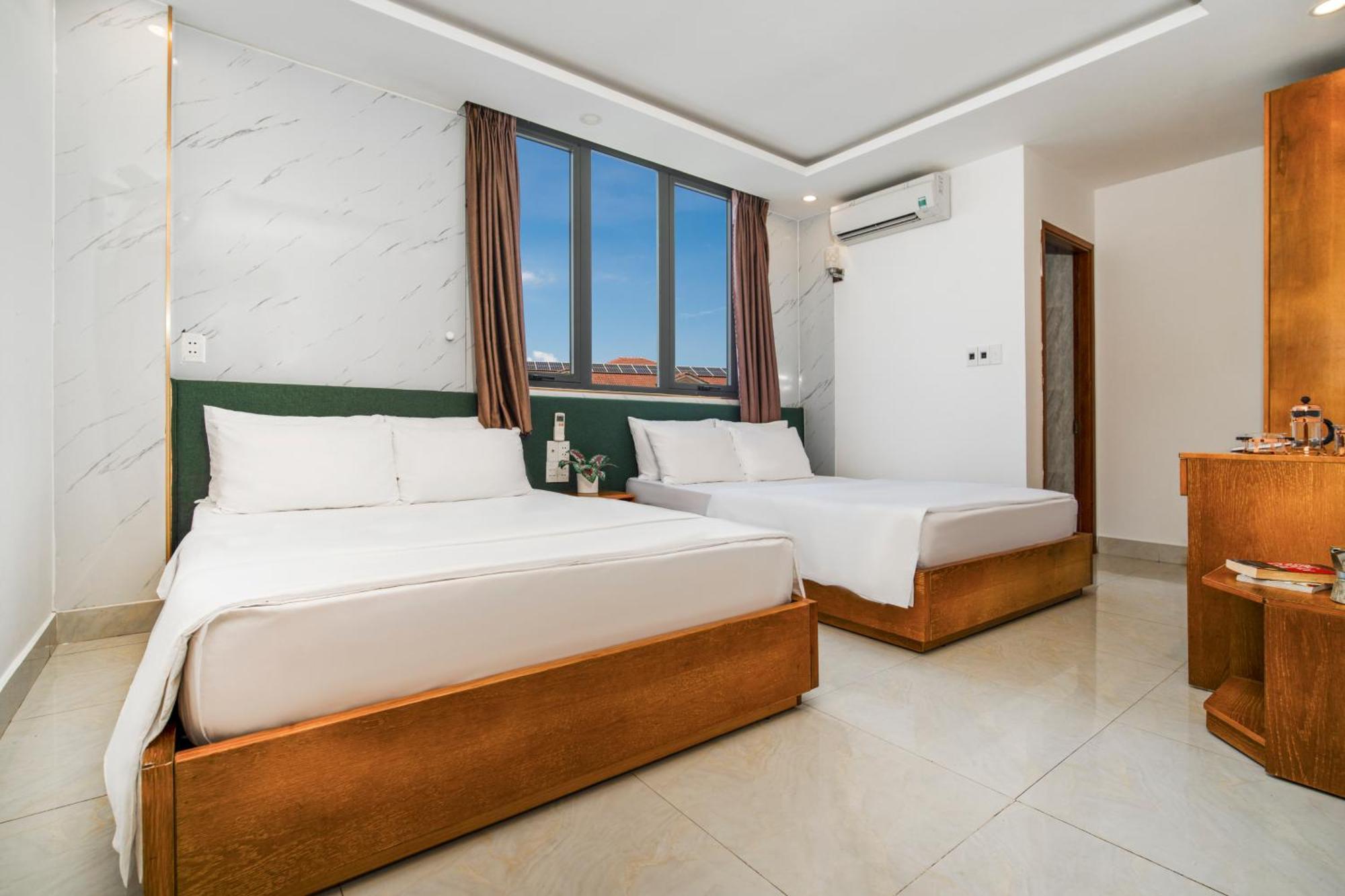 Trang Ngan Hotel By Thg Дананг Екстер'єр фото