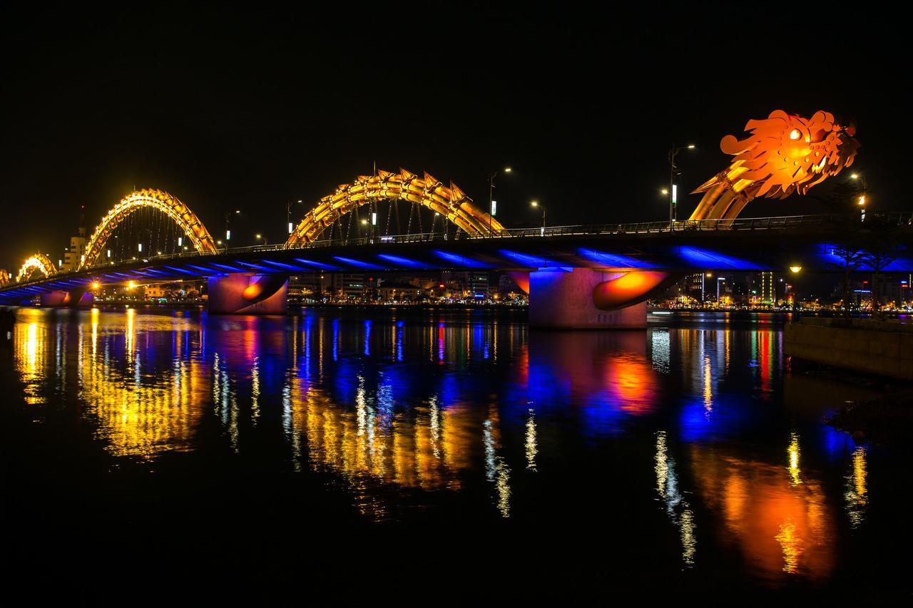 Trang Ngan Hotel By Thg Дананг Екстер'єр фото